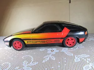 A154 Vintage Joustra 2246 France Porsche 928 Noir Friction Tôle L 33 cm - Picture 1 of 9