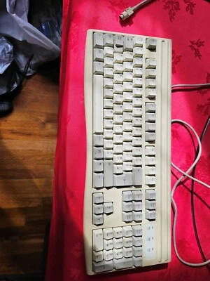 Mitsumi USB wired keyboard KPQEA5ZA - Image 1 of 2