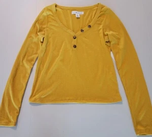 Camisa amarilla mediana manga larga medio botón acanalada Eye Candy para mujer - Imagen 1 de 10