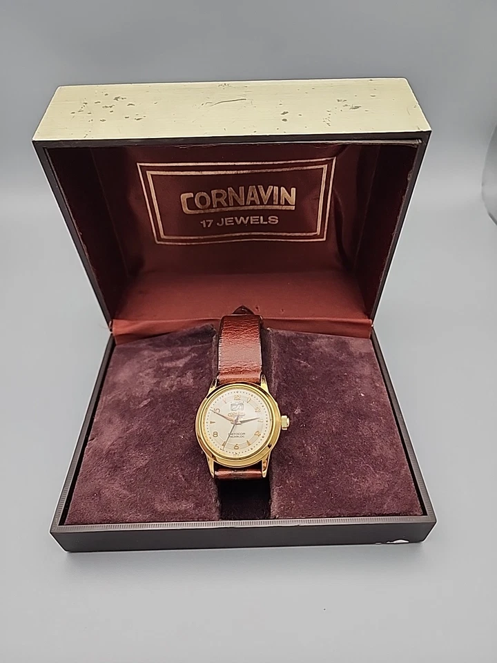 Vintage Watch CORNAVIN GENEVE DATOCOR Pmechanical watch working 31mm - Image 1 of 4