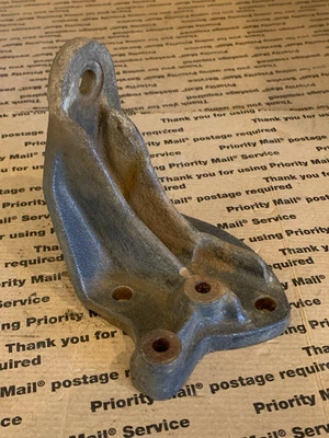 Toyota Land Cruiser FJ40 Right Hand Rear Engine Motor Mount Bracket OEM - Image 1 of 4