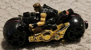 Hot Wheels Hawkeye Riding Motorcycle 3.5 Inches Long - Picture 1 of 8