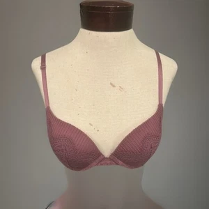 Sujetador Victoria Secret 32A Rosa acolchado y con aros RN 54867 CA23226 - Imagen 1 de 9