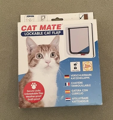 Solapa para gato Cat Mate 2 vías bloqueable, para puertas de PVC/metal/madera - blanca (304 W) NUEVA EN CAJA Foto 1 de 4