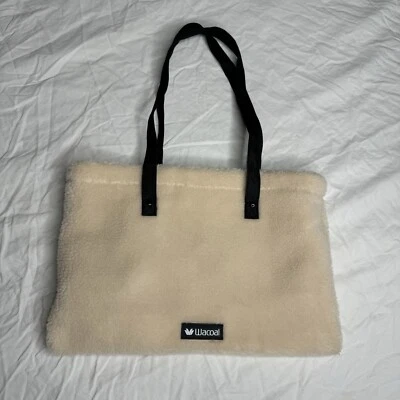 Bolso de Mano Wacoal Sherpa Teddy Fuzzy - Crema con Asas Negras OS Foto 1 de 4