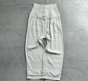 Pantalones rectos Alexander Mcqueen años 2000 blancos en capas talla S usados - Imagen 1 de 6