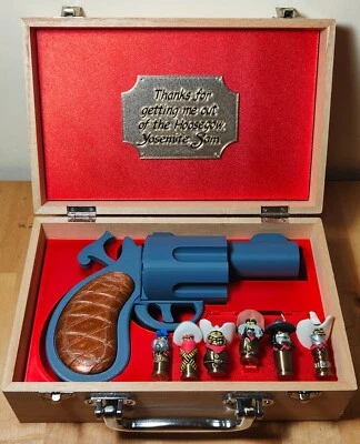 Custom stampa 3d pistola + proiettili + valigia in legno di Roger Rabbit Film - Immagine 1 di 4