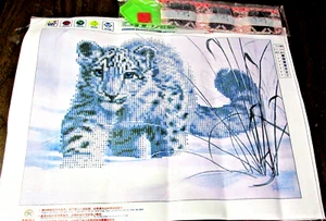 Stalking Snow Leopard 3D Round Diamond Cross Stitch Painting Kit - NIP (#216) - Picture 1 of 4