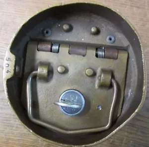 "Caja de tarifas de latón vintage Diamond Mfg bóveda de dinero cilíndrica 9"" X 4-3/4"" X 4-3/4" - Imagen 1 de 8