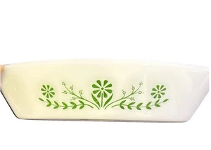Vintage Glasbake Divided Casserole Dish Green Daisy Milk Glass Oval USA - Picture 1 of 4