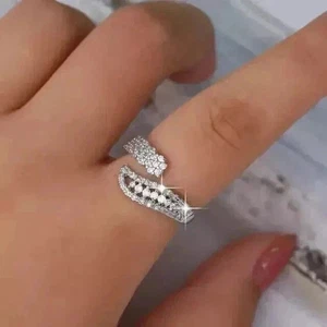 Anillo de boda redondo de 2 quilates con derivación de diamantes creado en laboratorio para mujer enchapado en oro blanco de 14 quilates - Imagen 1 de 3
