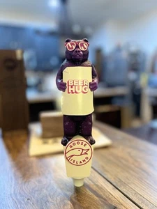 Abrazo de cerveza Goose Island IPA Oso púrpura mango de grifo de cerveza 10,5" RARO 🔥 - Imagen 1 de 4