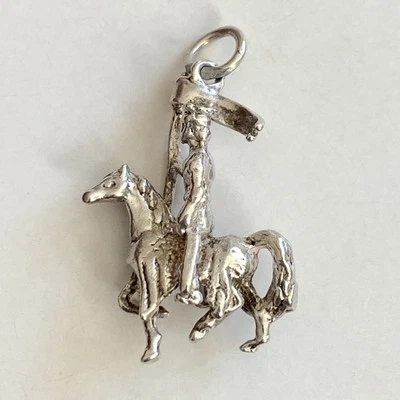 Sterling Silver Charm Pendant King Horse Knight Man Medieval Vintage 925. - Image 1 of 4