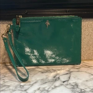 Cole Haan Green Patent Leather Wristlet Clutch Wallet - Picture 1 of 4