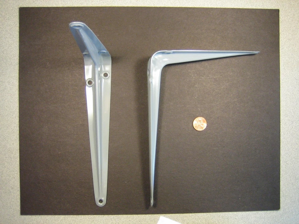 FERUM #500-6"x8" STEEL SHELF BRACKET, GRAY-PAINTED, 1-3/8" WIDTH - Image 1 of 1