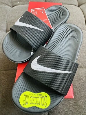 Nike Kawa Slide Negro/Blanco Talla 2Y Nuevo Con Caja Foto 1 de 2