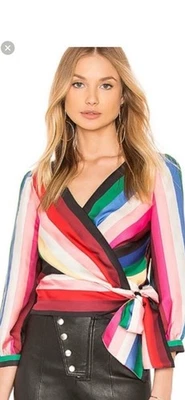 Nuevo con etiquetas Top Alice + Olivia Dyanna XS Rainbow Stripe Foto 1 de 4