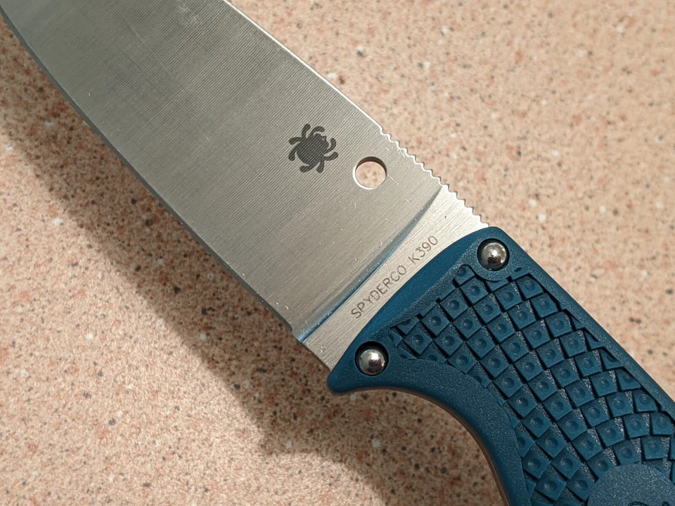 Spyderco - FB31PBL2K390 Enuff 2 Fixed K390 Blade Knife Blue FRN Textured Handle - Image 1 of 4