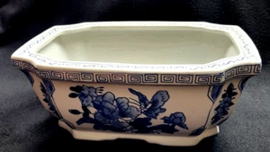 VTG Chinoiserie Rectangular Cobalt Blue and White Floral Butterfly Planter Heavy - Picture 1 of 6