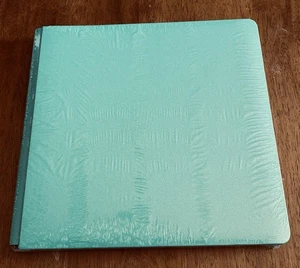 New Creative Memories 1--12x12 Album in Seaside Shimmer - Picture 1 of 2