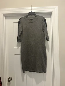 Vestido Suéter Tejido ANTHROPOLOGIE Esperanza Gris Encaje Talla Grande City Fitted - Imagen 1 de 5