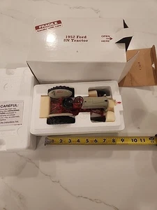 Danbury Mint 1952 Ford 8N Tractor Diecast Model, 1/16 Scale - Picture 1 of 22
