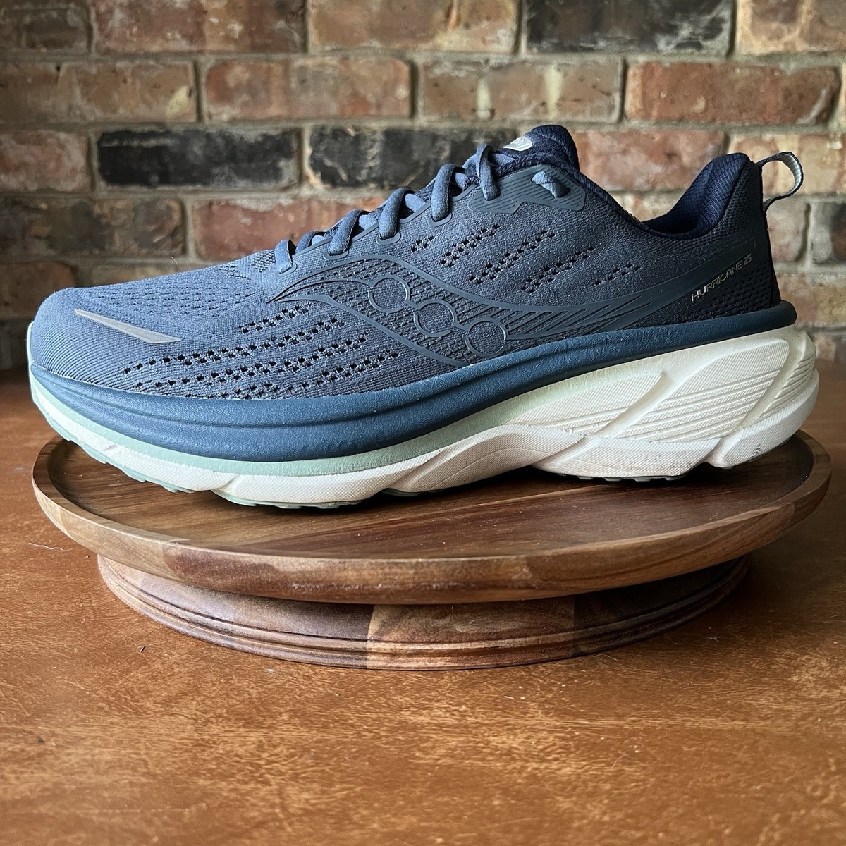 SAUCONY - saucony　サッカニー ハリケーン 22　メンズ　28cm SAUCONY - saucony サッカニー ハリケーン 22 メンズ 28cmの通販
