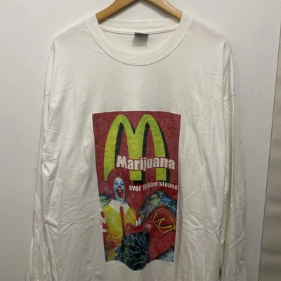 Camisa De Colección Marihuana McDonald’s Más de mil millones de Piedras 4XL Ronald McDonald Foto 1 de 4