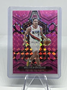 2023-24 Panini Mosaic Fluorescent Pink Mosaic Prizm /10 Malcolm Brogdon #190 - Picture 1 of 2