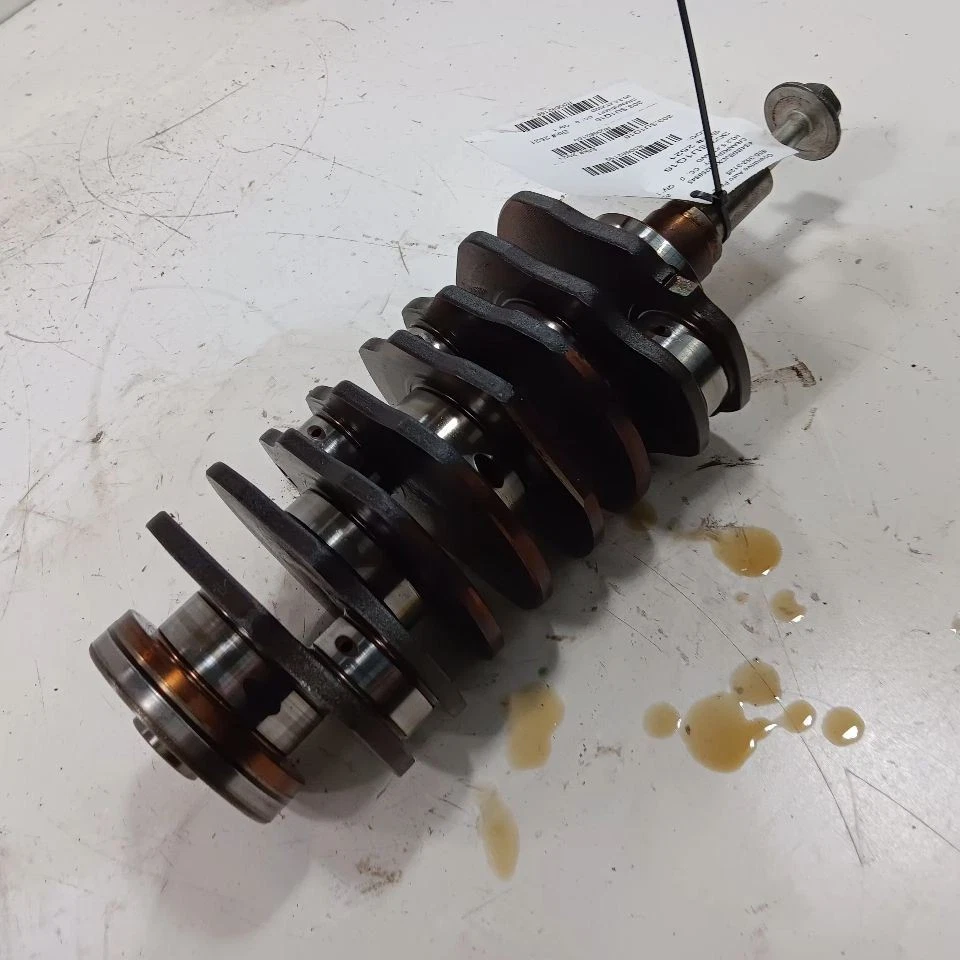 Cigüeñal del motor Subaru Outback Legacy 2018 2017 2016 2015 Foto 1 de 4