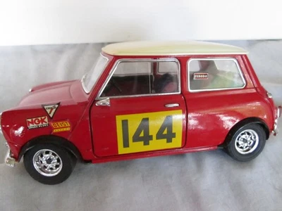 MINI COOPER S 1964 RALLYE MONTE CARLO N144 SOLIDO 1/16 - Image 1 of 4