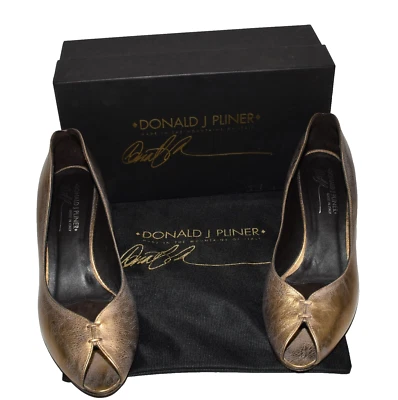 Donald Pliner Taupe 金属露趾中跟鞋 10 码防尘袋组织盒 — 第 1/4 张图片