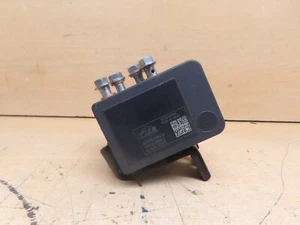 2023 Sym ADX 125 EURO 5 - 5729 Meilen - ABS Pumpe 38730-NH2-0003 - Bild 1 von 6