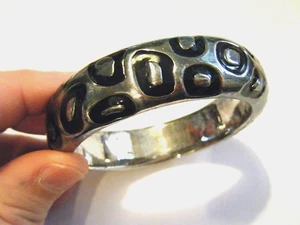 3/4" Simon Sebbag Sterling Silver Black Enamel Animal Print Bangle Bracelet 7.5" - Picture 1 of 5