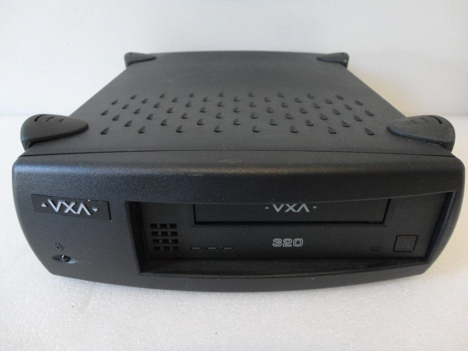 Tandberg Data VXA-320 VXA3 SCSI LVD External TapeDrive VXA-3E 113.00602 - Image 1 of 3