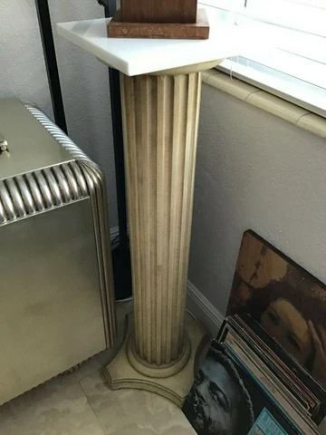 White Onyx Top on a Neoclassical Solid Wood Column Pedestal Plant Stand Cover