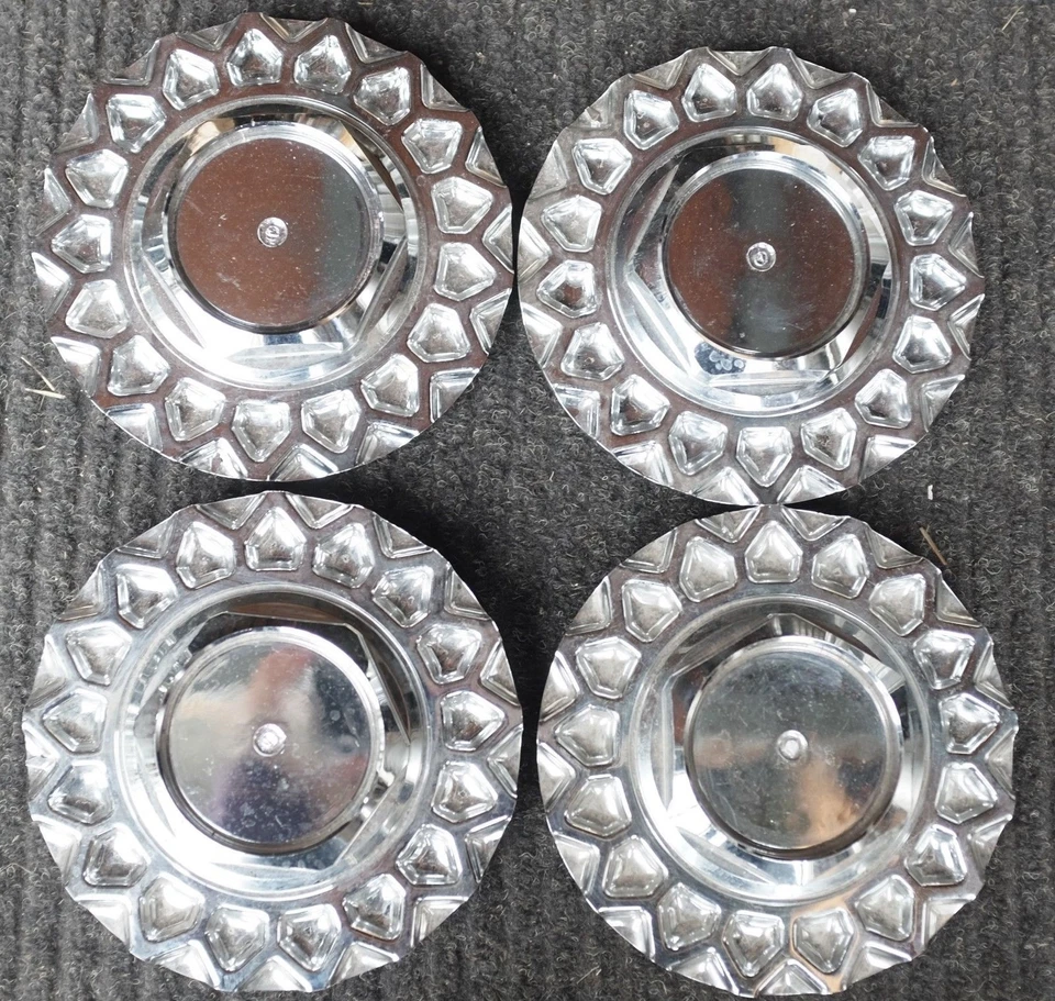 Juego de 4 tapas centrales cromadas OEM para BMW 323i 328i 2006-2013 899065 59618 Foto 1 de 4