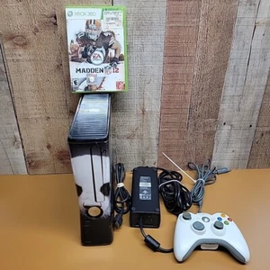 Microsoft XBOX 360 SLIM Schwarz Videospielkonsole System Bundle Set Kit Xbox 360S - Bild 1 von 12
