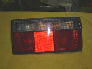EIN CABOCHON RÜCKLEUCHTE RECHTS RENAULT R9 SERIE 2 - Bild 1 von 2