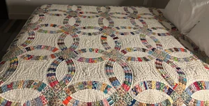 Trapunta vintage 100% cucita a mano doppia fede nuziale bordi smerlati 80" x 66" - Foto 1 di 19