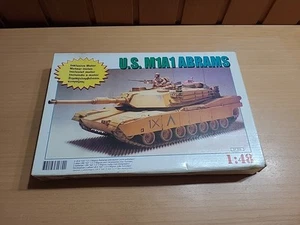 Belmonte M 1:48 U.S. Kit carro armato M1A1 Abrams - mai usato - Foto 1 di 3
