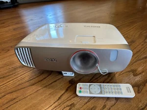 BenQ HT2150ST 1080P Short Throw Projector 2200 Lumens White - Picture 1 of 5