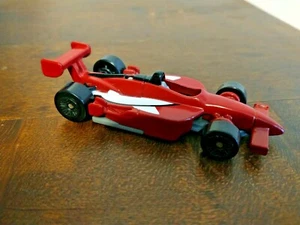 1999 HOT WHEELS RED RACE CAR - MCDONALDS G1 - Picture 1 of 7