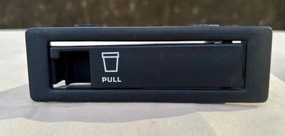 Portavasos trasero derecho/pasajero Ford OBS 92-96 F150 F250 F350 Bronco 97 F250 F350 Foto 1 de 4