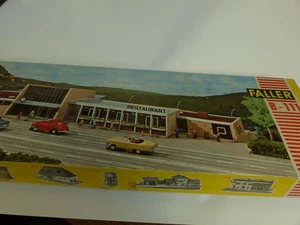 Faller Restaurant Bahnhof B-111,  komplett und sehr gut erhalten, für Rennbahn - Bild 1 von 9