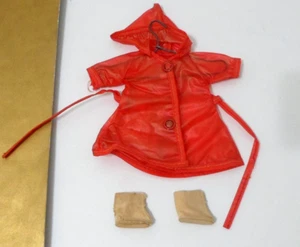 VOGUE GINNY ROT VINYL REGENMANTEL WILDLEDER STIEFEL KLEIDUNG 50ER JAHRE 8" - Bild 1 von 3