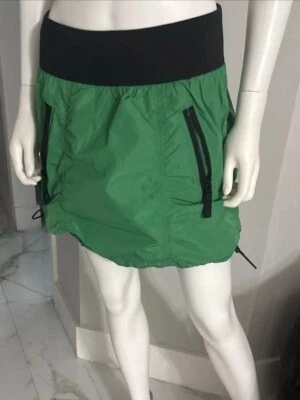 Minifalda BURBERRY 🇬🇧London Mujer Ajustable Verde Burbuja Talla 8 Apenas Usada Foto 1 de 4