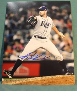 FOTO DE BÉISBOL FIRMADA POR LOS TAMPA BAY RAYS 2017-2019 de Kolarek, Adam - Imagen 1 de 1