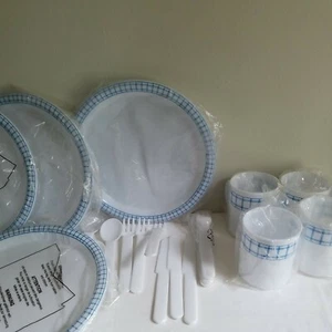 4 PERSON CAMPING DINING PLASTIC reusable Blue Check Border PLATES CUP CUTLERY - Picture 1 of 9