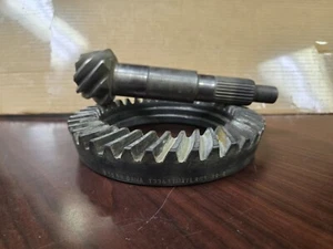 33439 33431 DANA DIFFERENTAL RING 39 TEETH AND PINION 8 TEETH MODEL 603 USED! - Picture 1 of 9